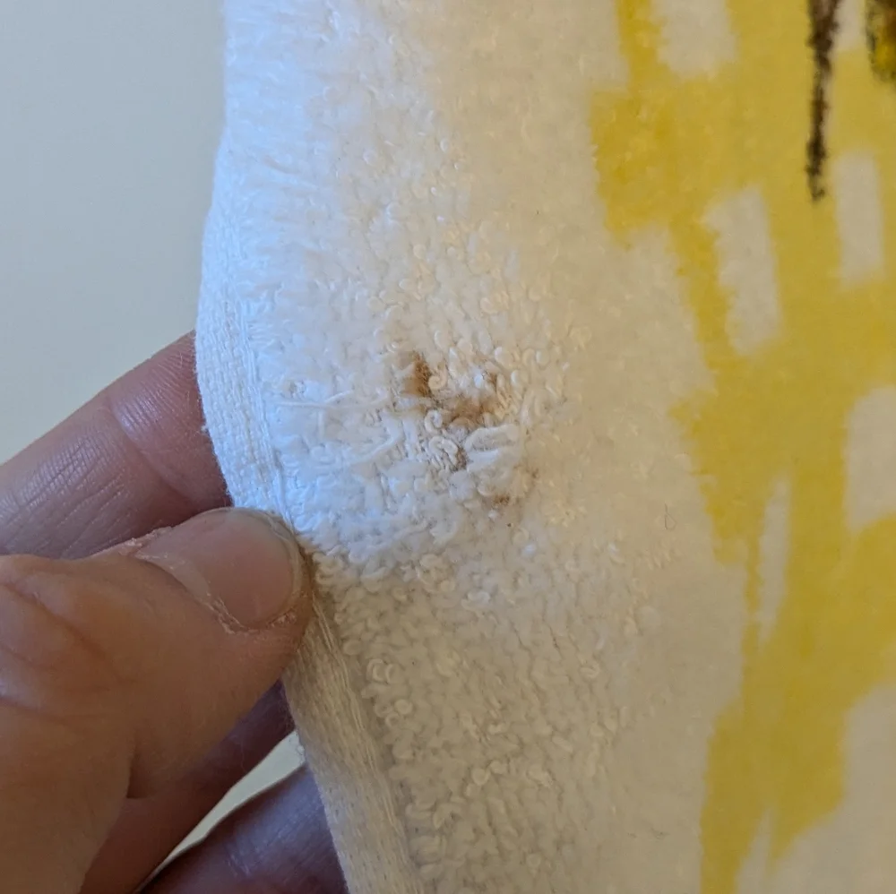 Vintage Made in USA White Yellow Floral Pattern Hand Bath Towel Mid Size